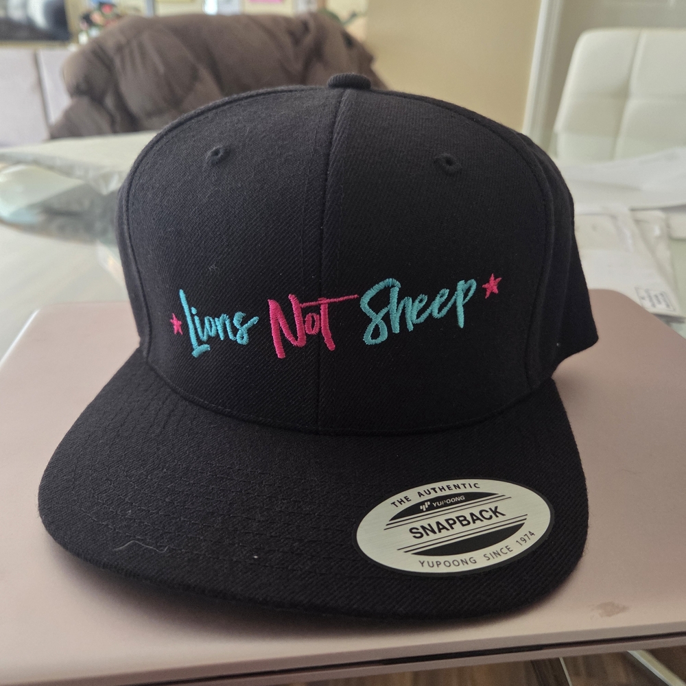 Source Unknown Black Snapback Hat